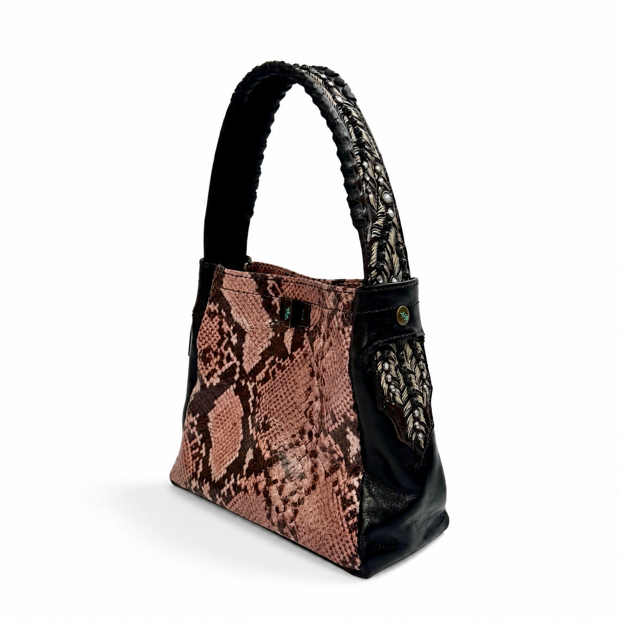 
                  
                    Criobella Bag - Look #23
                  
                