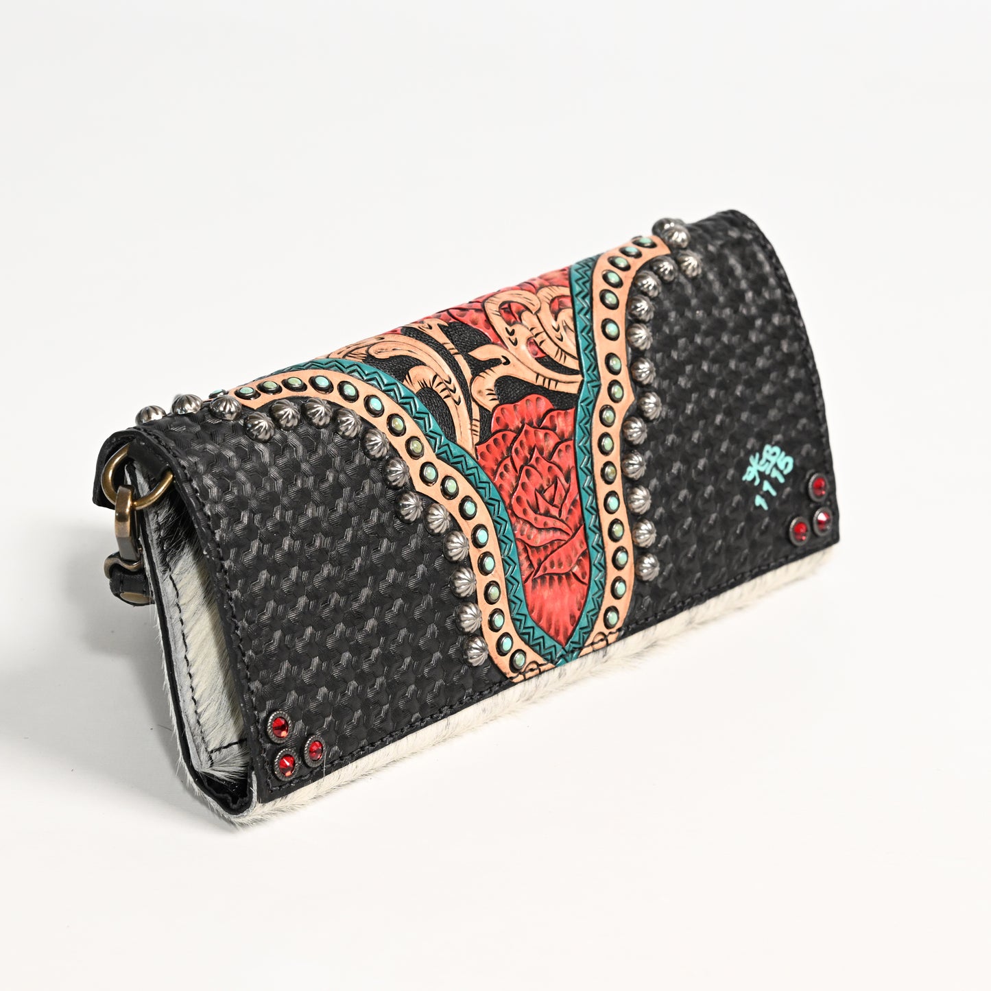 
                  
                    Nola Clutch #1115
                  
                