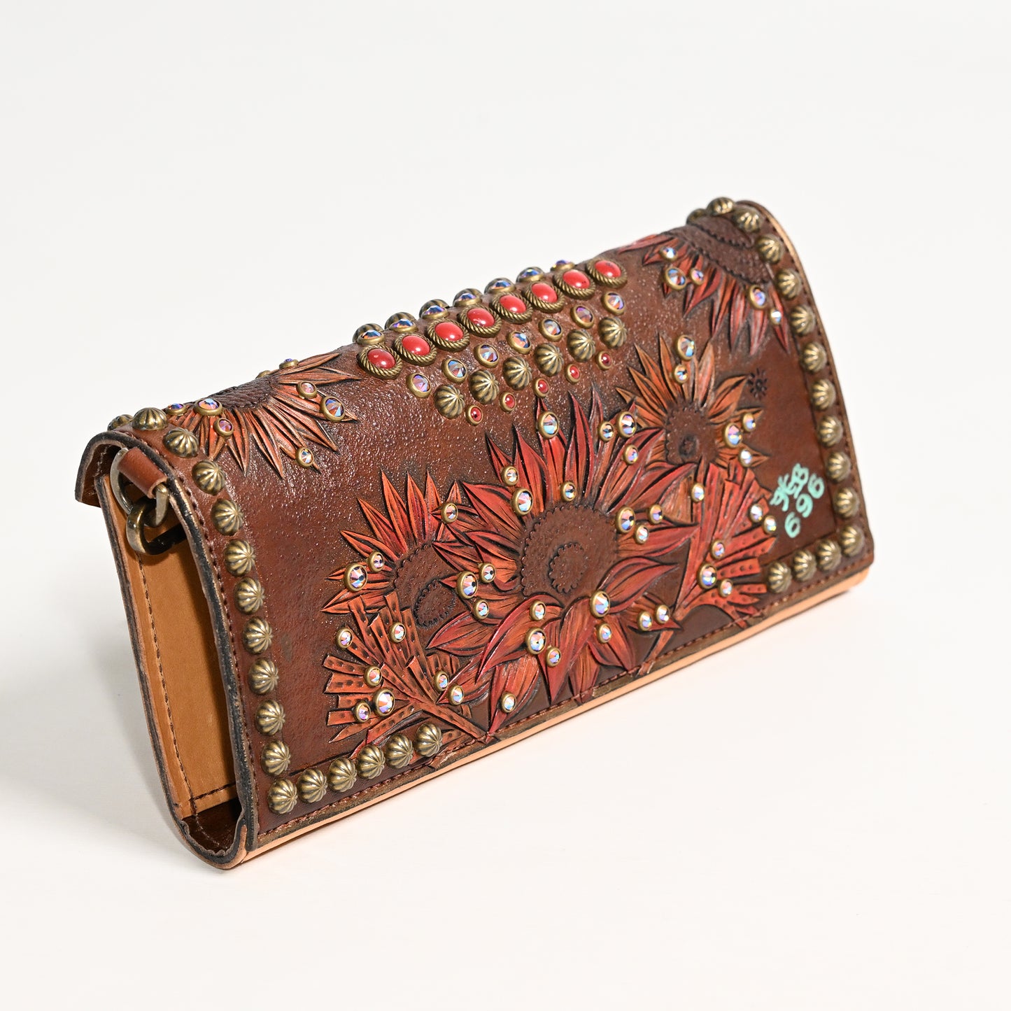 
                  
                    Nola Clutch #696
                  
                