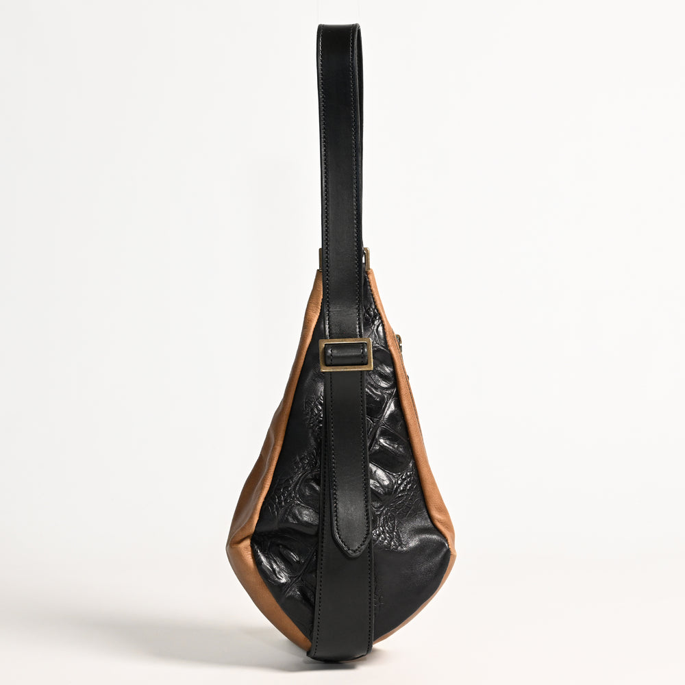 
                  
                    Fyra Bag #443
                  
                