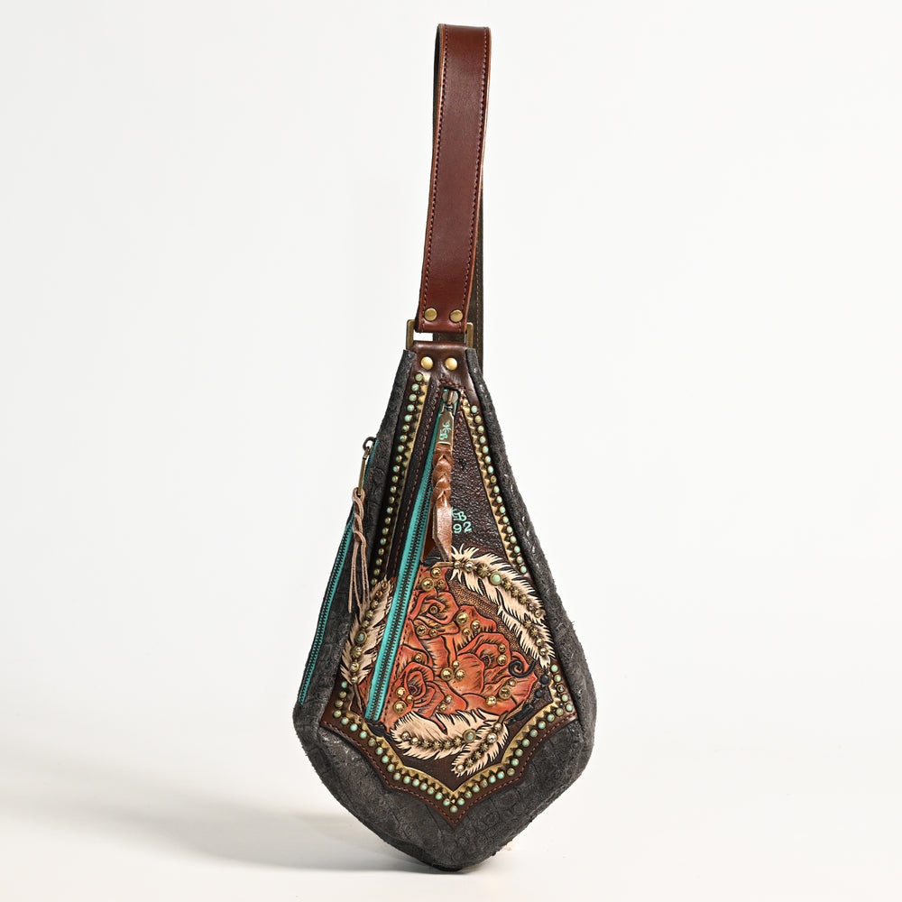 
                  
                    Fyra Bag #392
                  
                