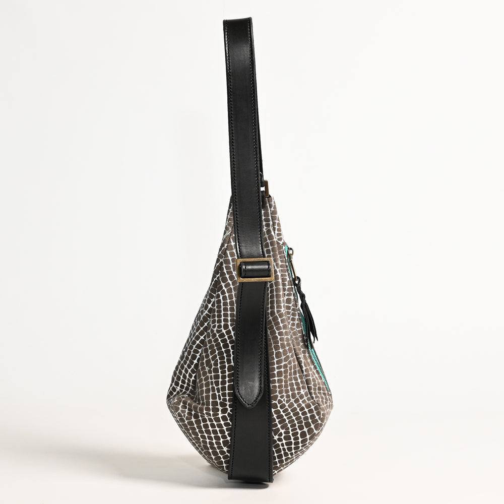 
                  
                    Fyra Bag #335
                  
                