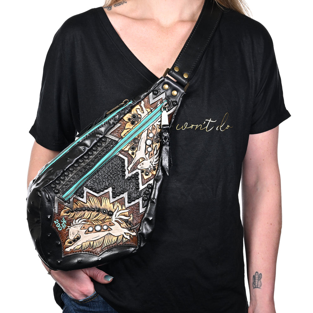 
                  
                    Fyra Bag #299
                  
                
