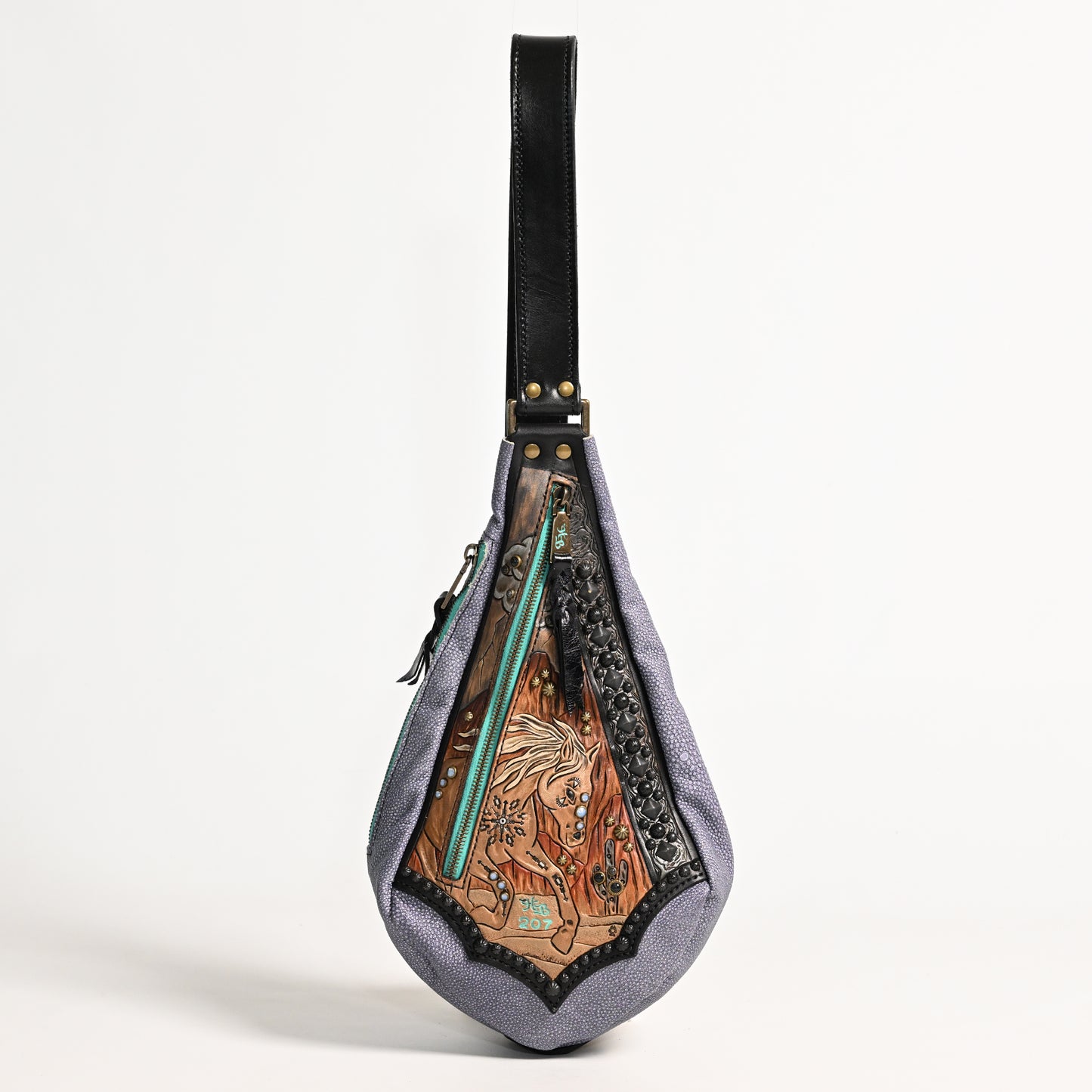 
                  
                    Fyra Bag #207
                  
                