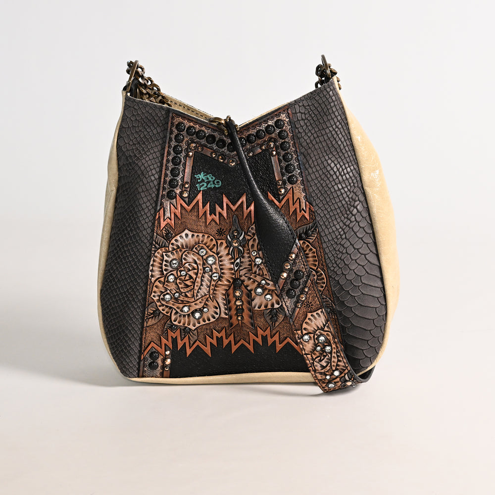 
                  
                    Lyrik Bag #1249
                  
                