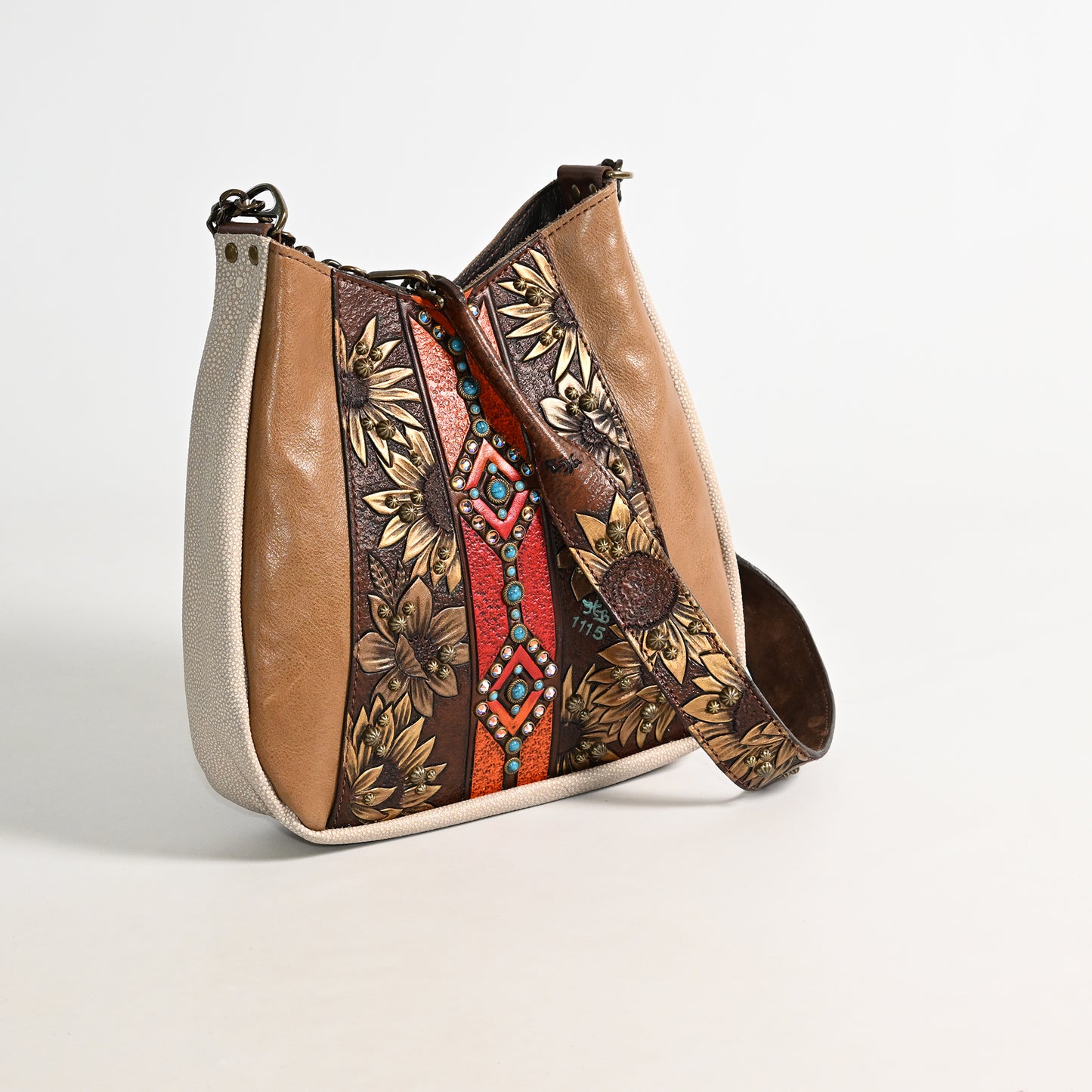 
                  
                    Lyrik Bag #1115
                  
                
