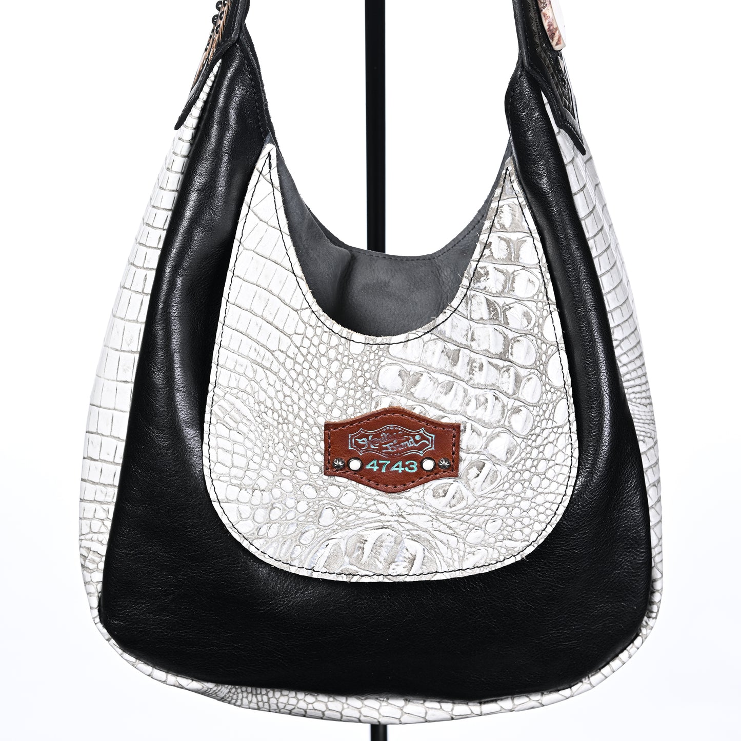 
                  
                    Marilyn Bag #4743
                  
                