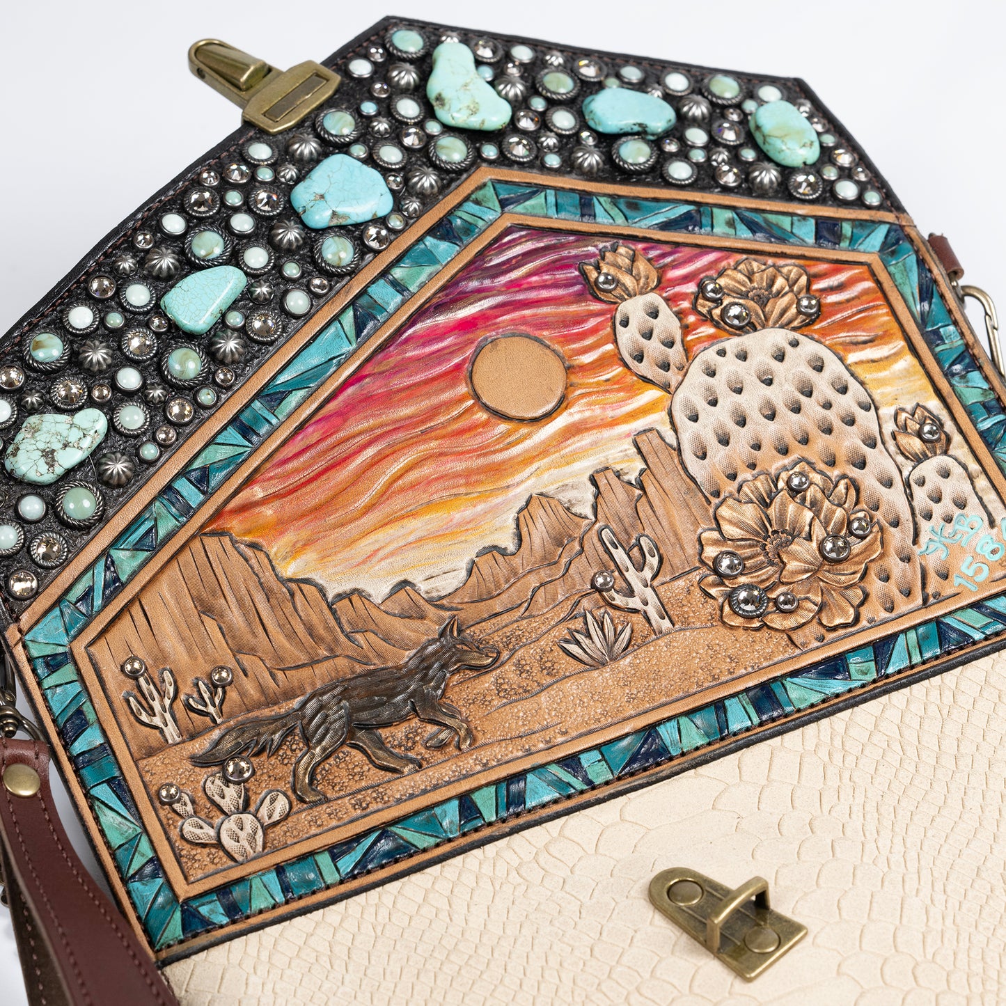 
                  
                    Nola Clutch #1584
                  
                