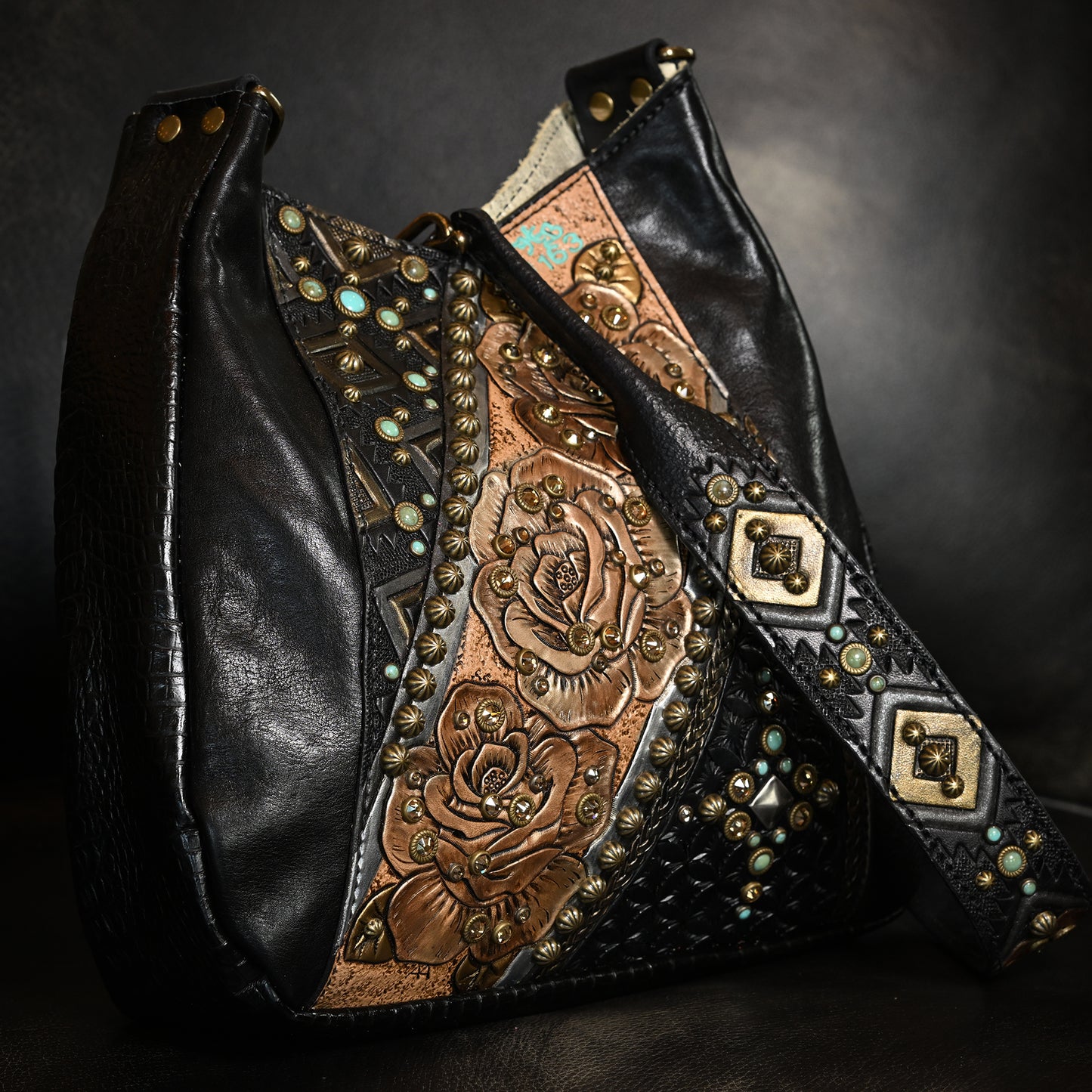 
                  
                    Lyrik Bag #1163
                  
                
