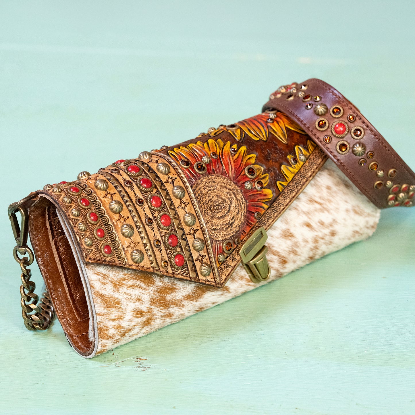 
                  
                    Nola Clutch #1466
                  
                