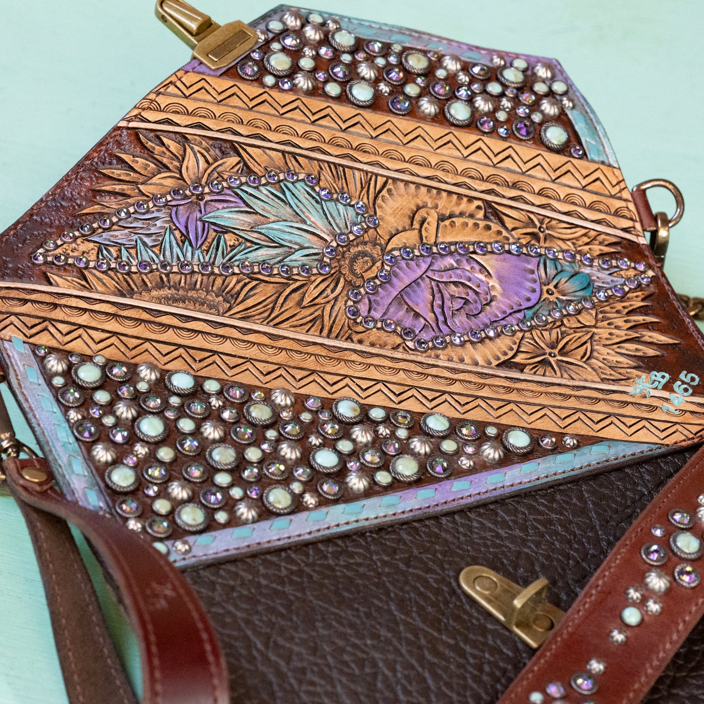 
                  
                    Nola Clutch #1465
                  
                