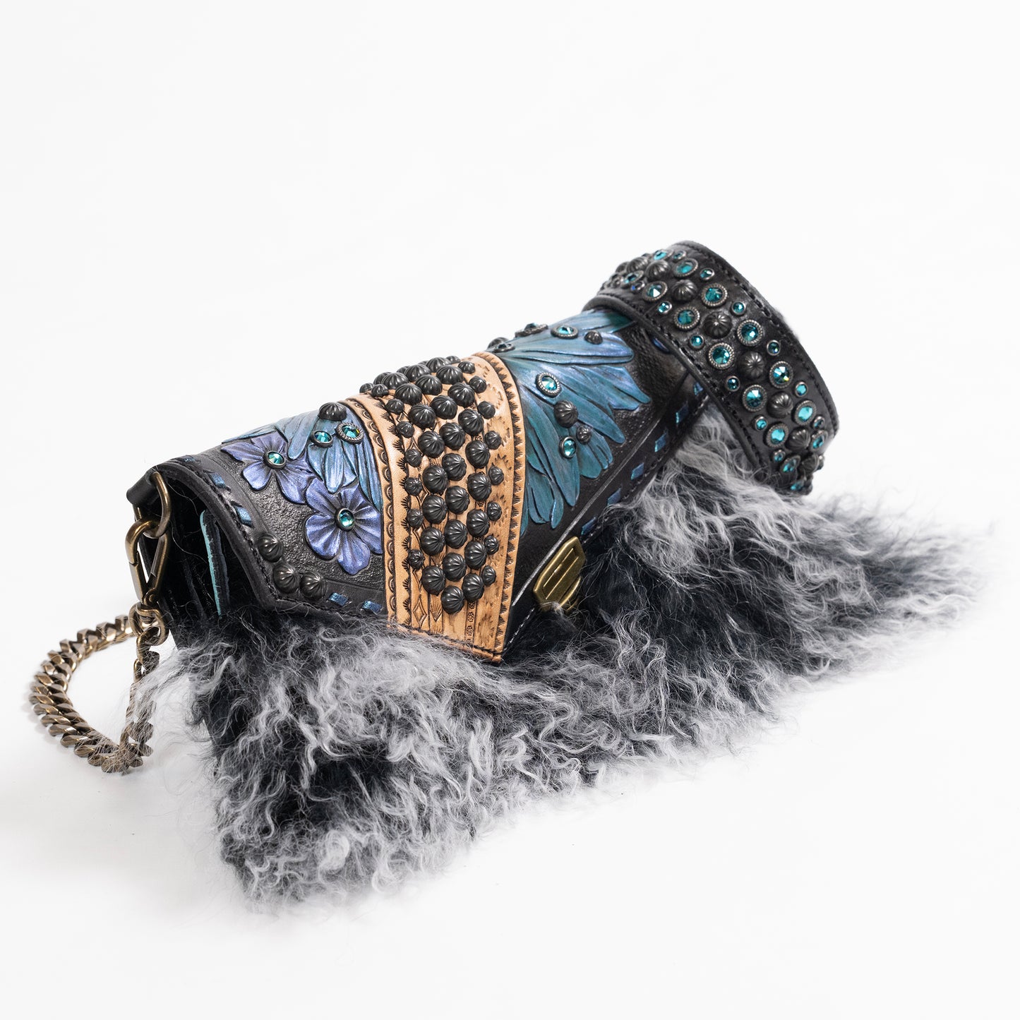 
                  
                    Nola Clutch #1530
                  
                