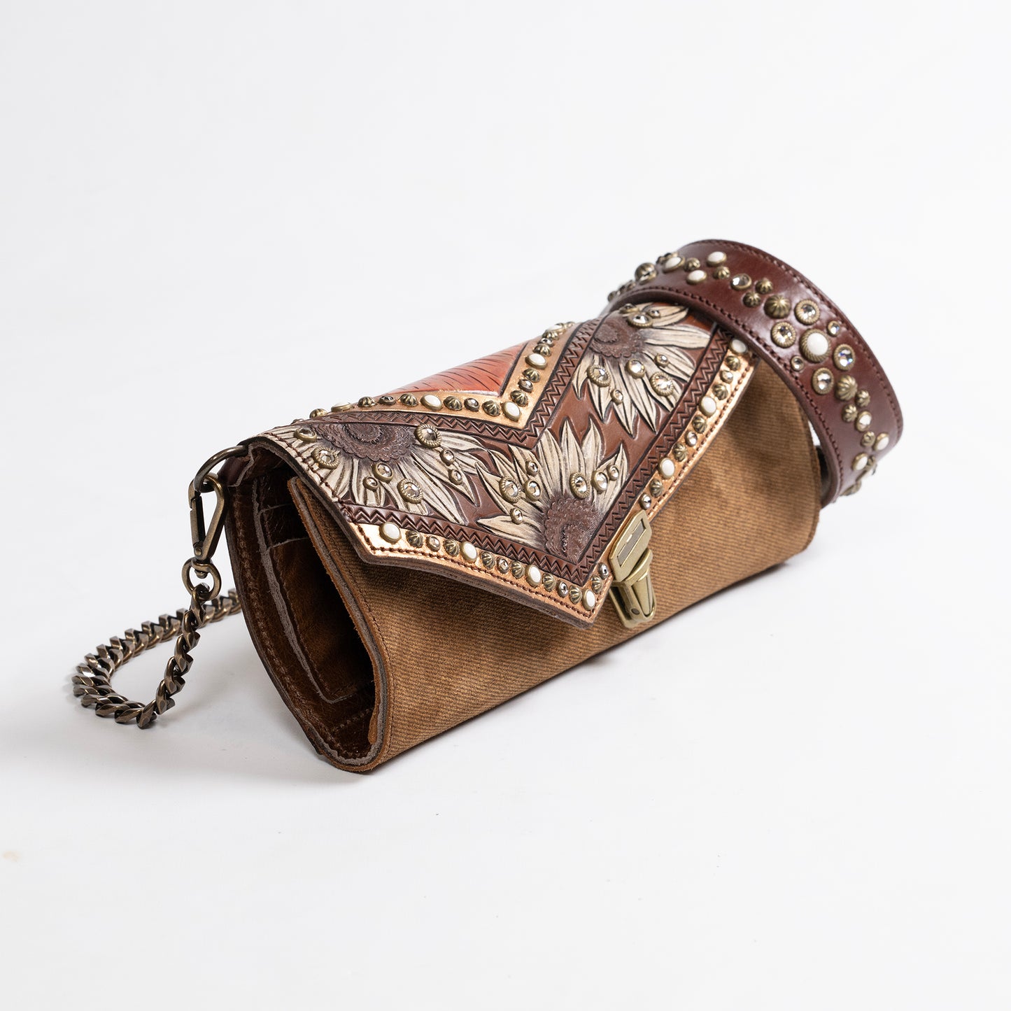 
                  
                    Nola Clutch #1535
                  
                