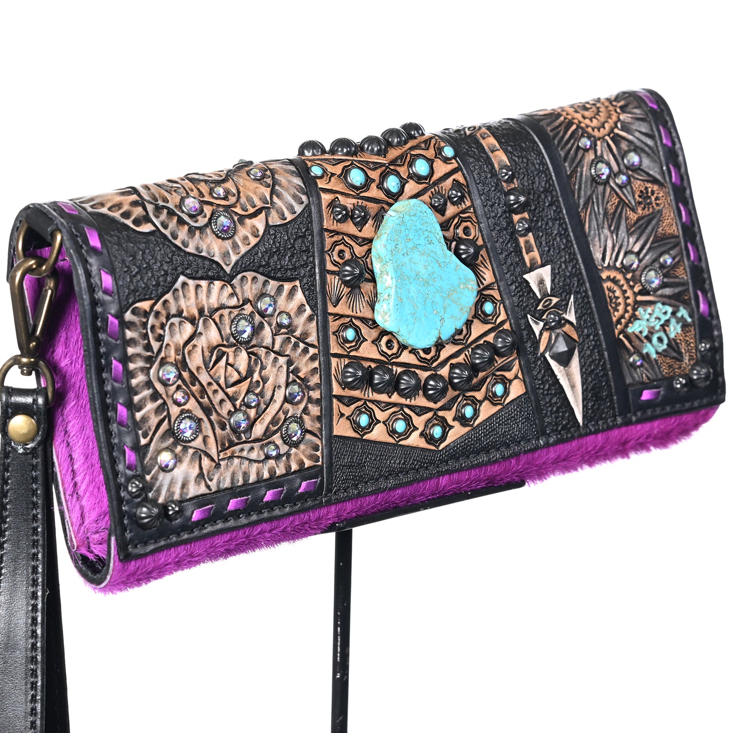 
                  
                    Nola Clutch #1041
                  
                