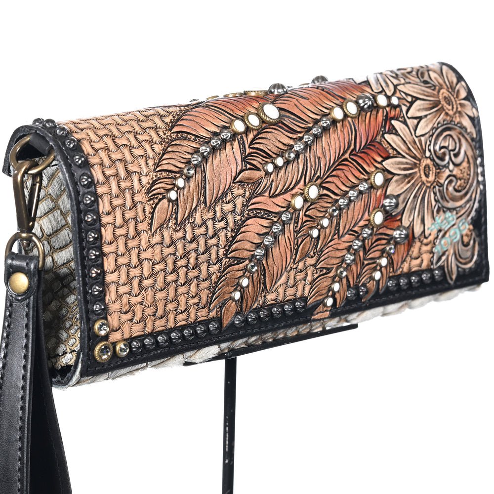
                  
                    Nola Clutch #1096
                  
                