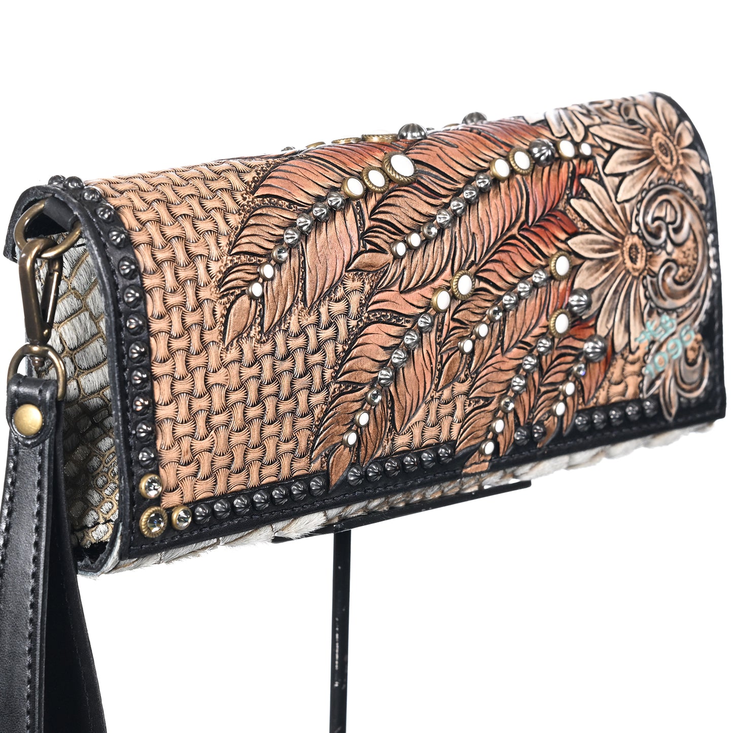 
                  
                    Nola Clutch #1096
                  
                