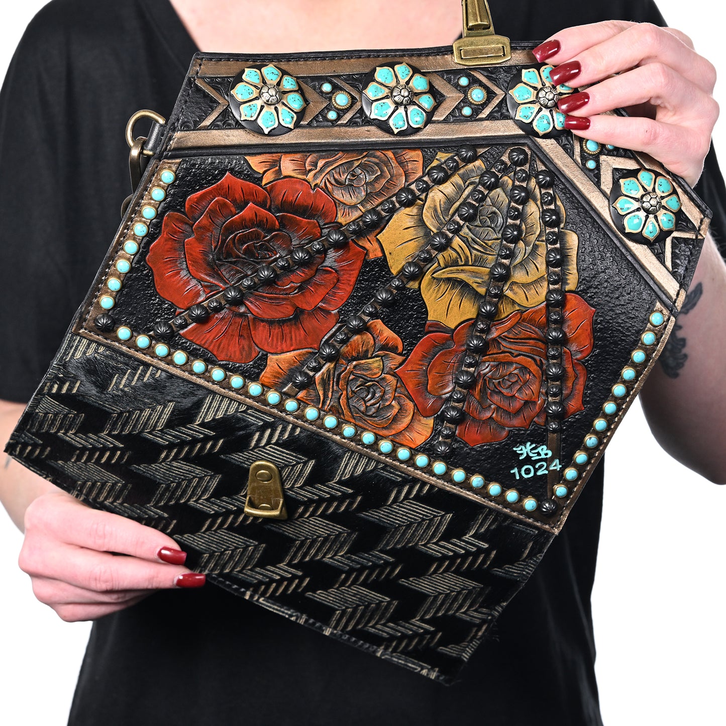 
                  
                    Nola Clutch #1024
                  
                