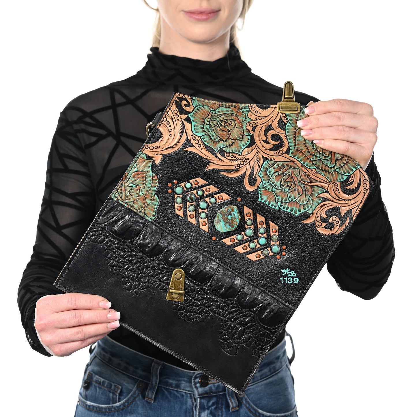 
                  
                    Nola Clutch #1139
                  
                