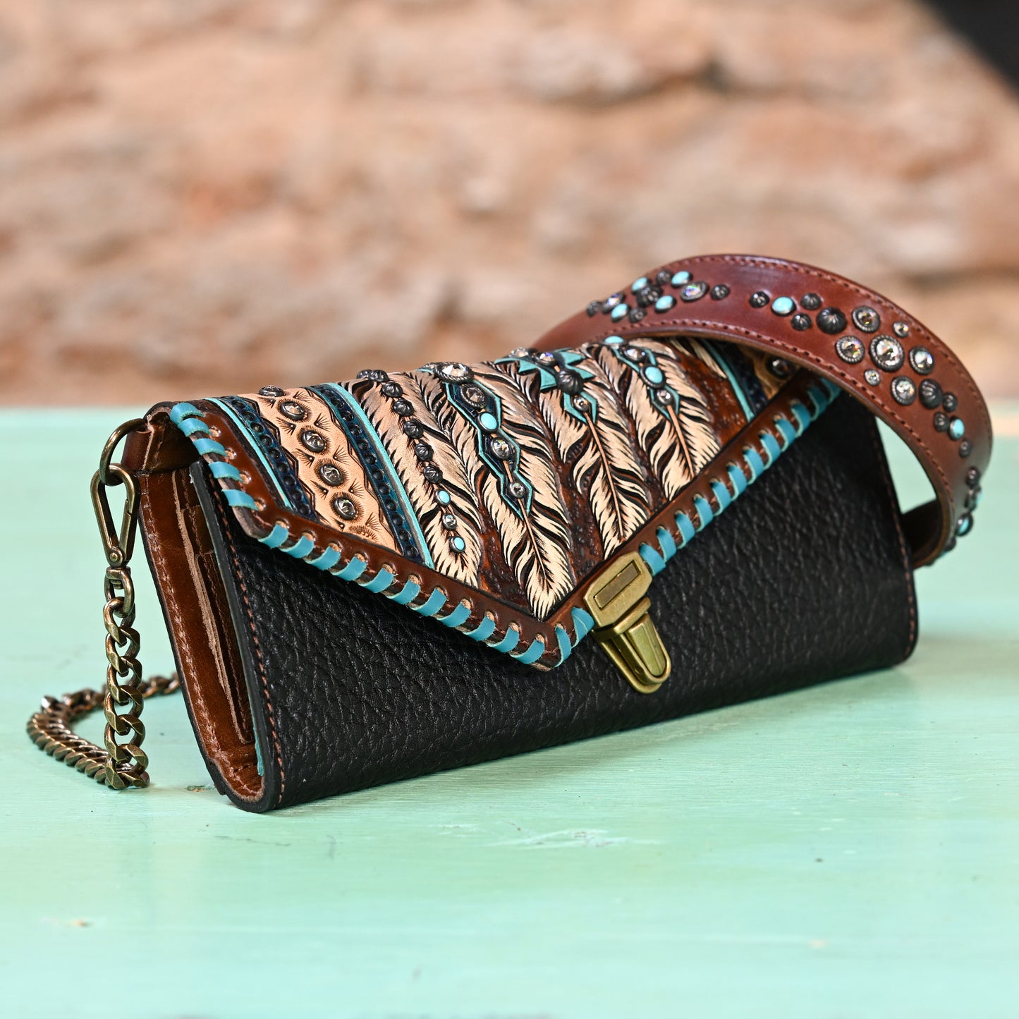 
                  
                    Nola Clutch #1472
                  
                