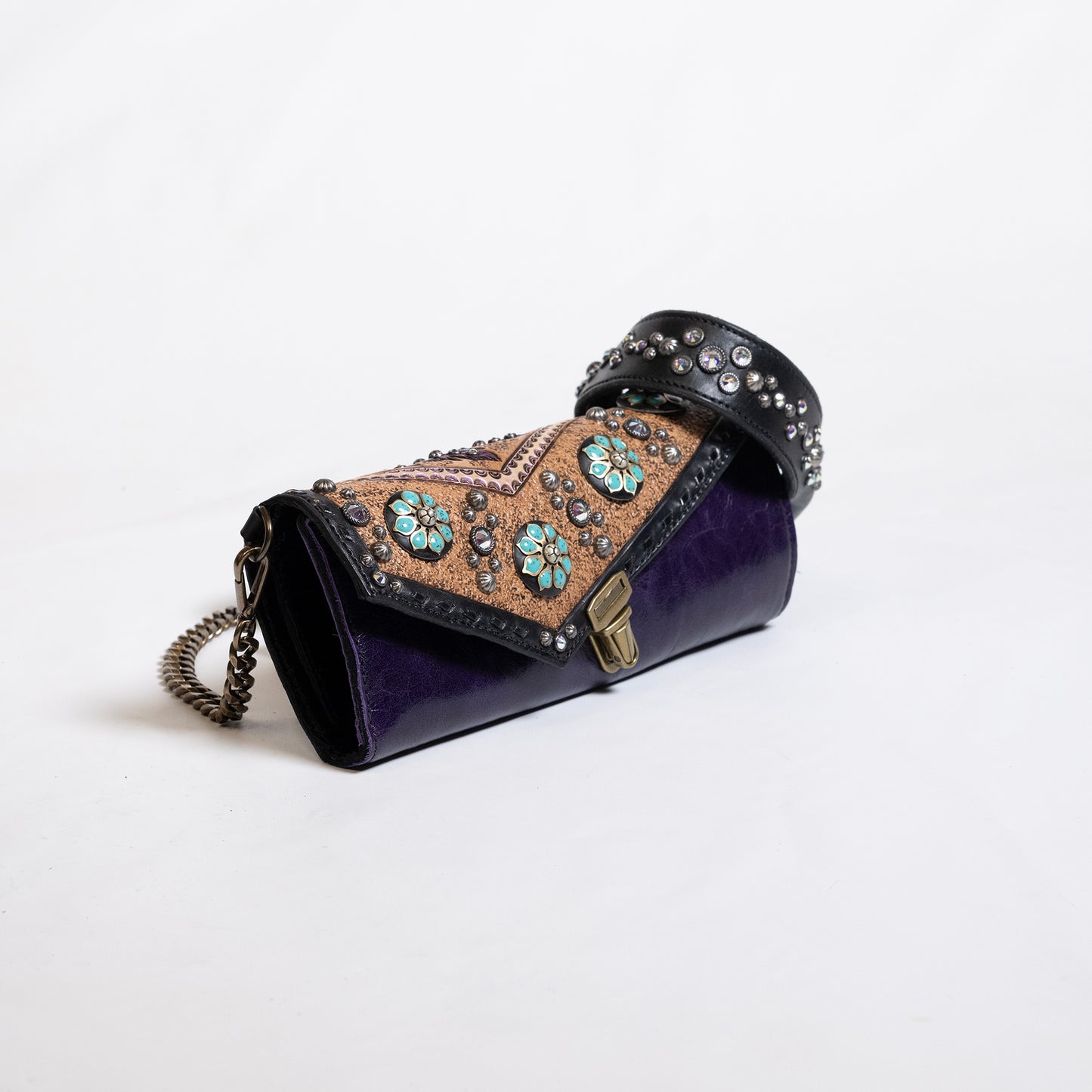 
                  
                    Nola Clutch #1552
                  
                