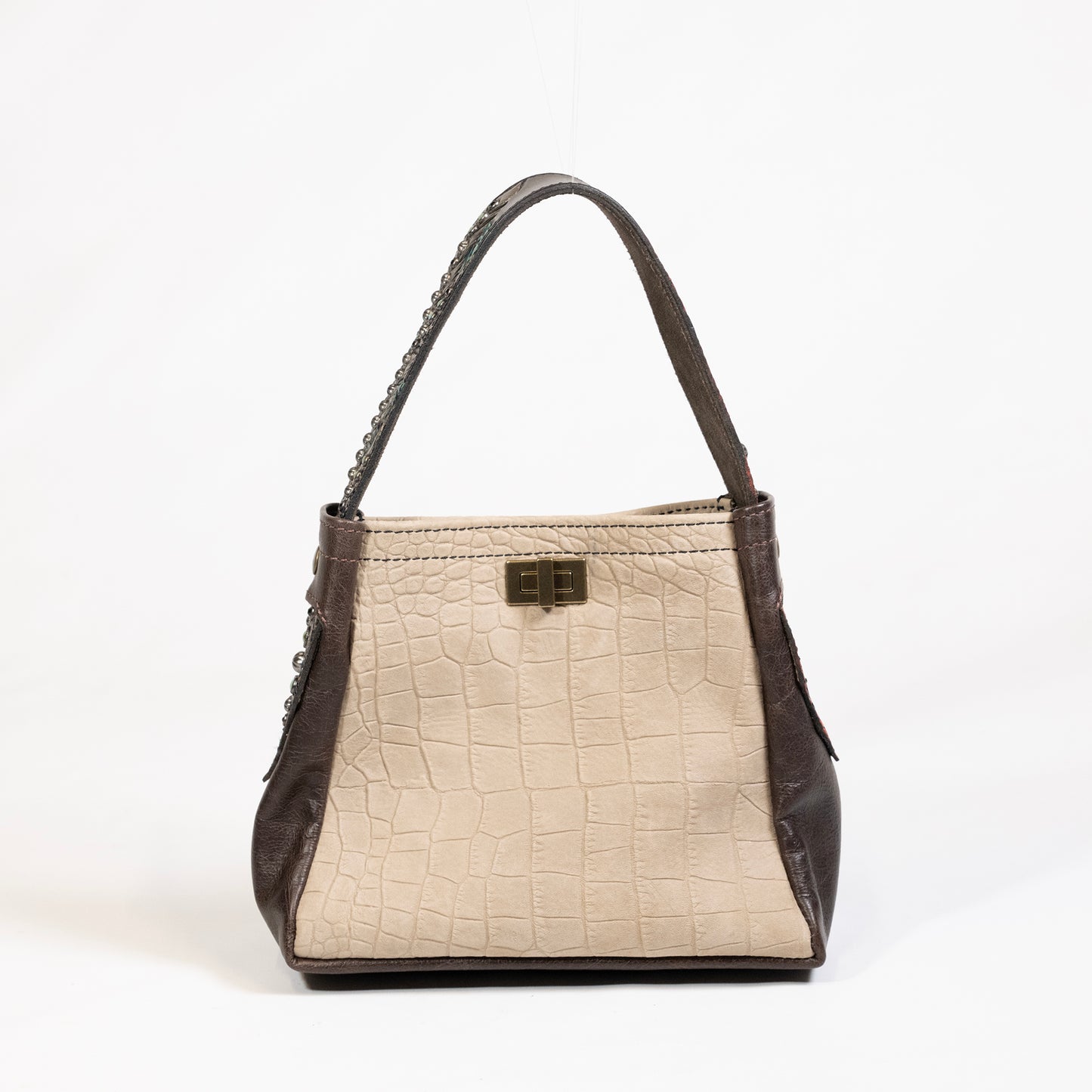 
                  
                    Criobella Bag - Look #16
                  
                