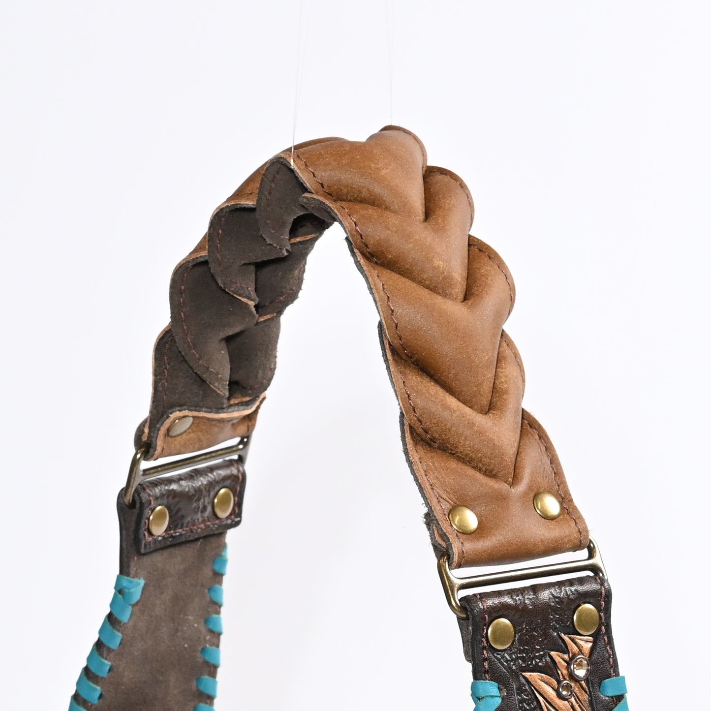 
                  
                    Artona - Look #44
                  
                