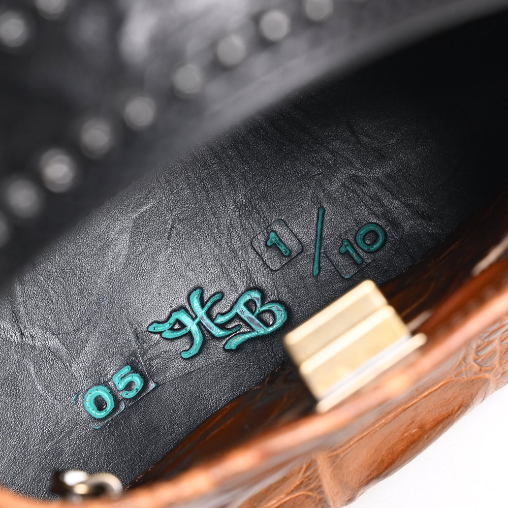 
                  
                    Criobella Bag - Look #05
                  
                