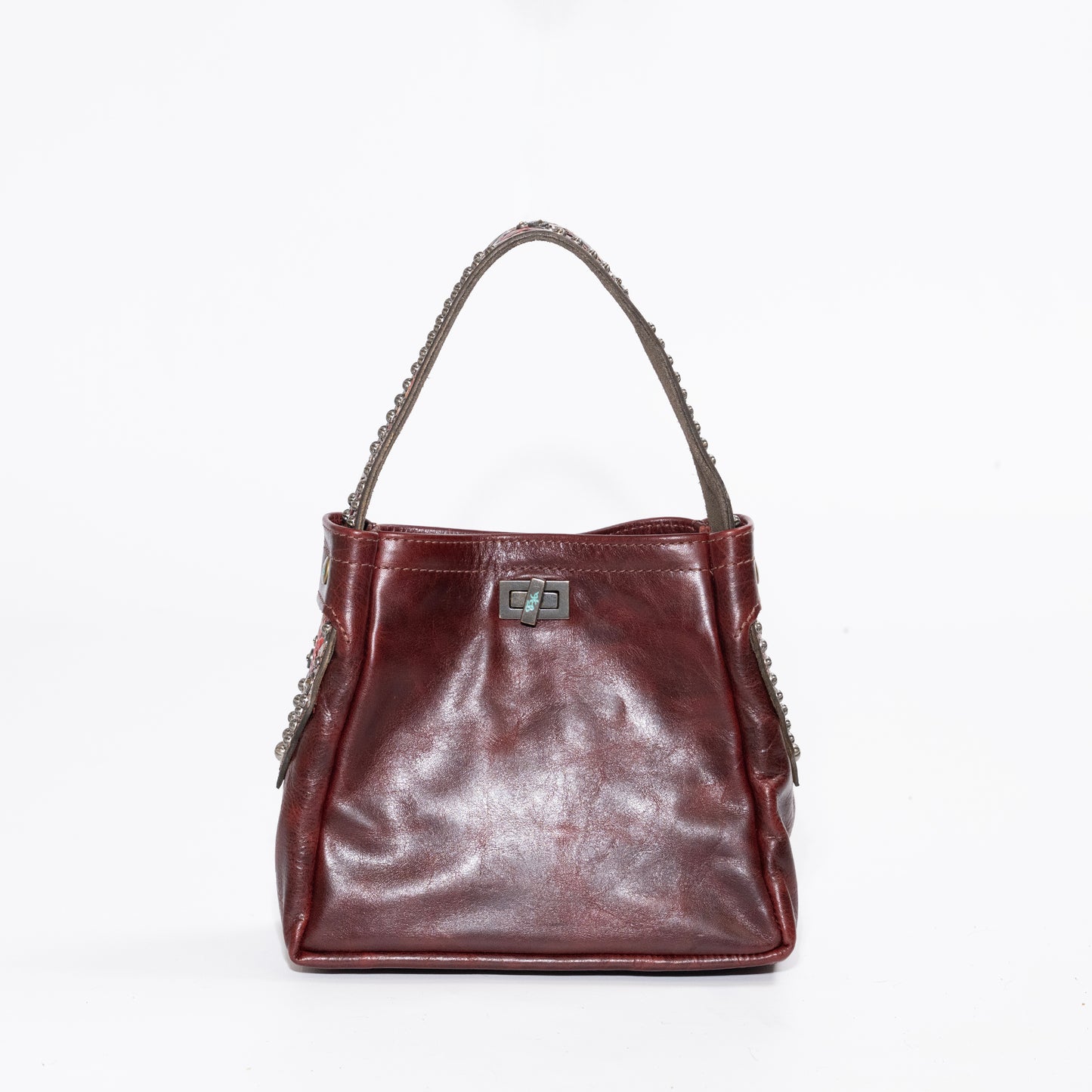 
                  
                    HB x Marijka | Criobella Bag - Look #22
                  
                