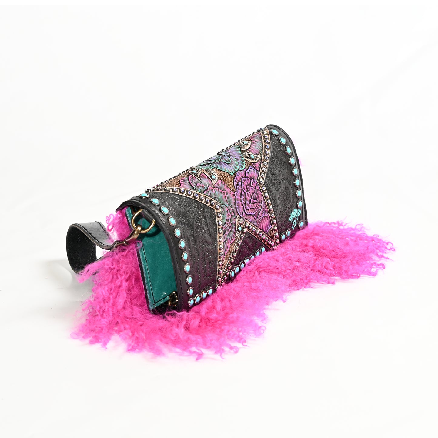 
                  
                    Nola Clutch #1278
                  
                