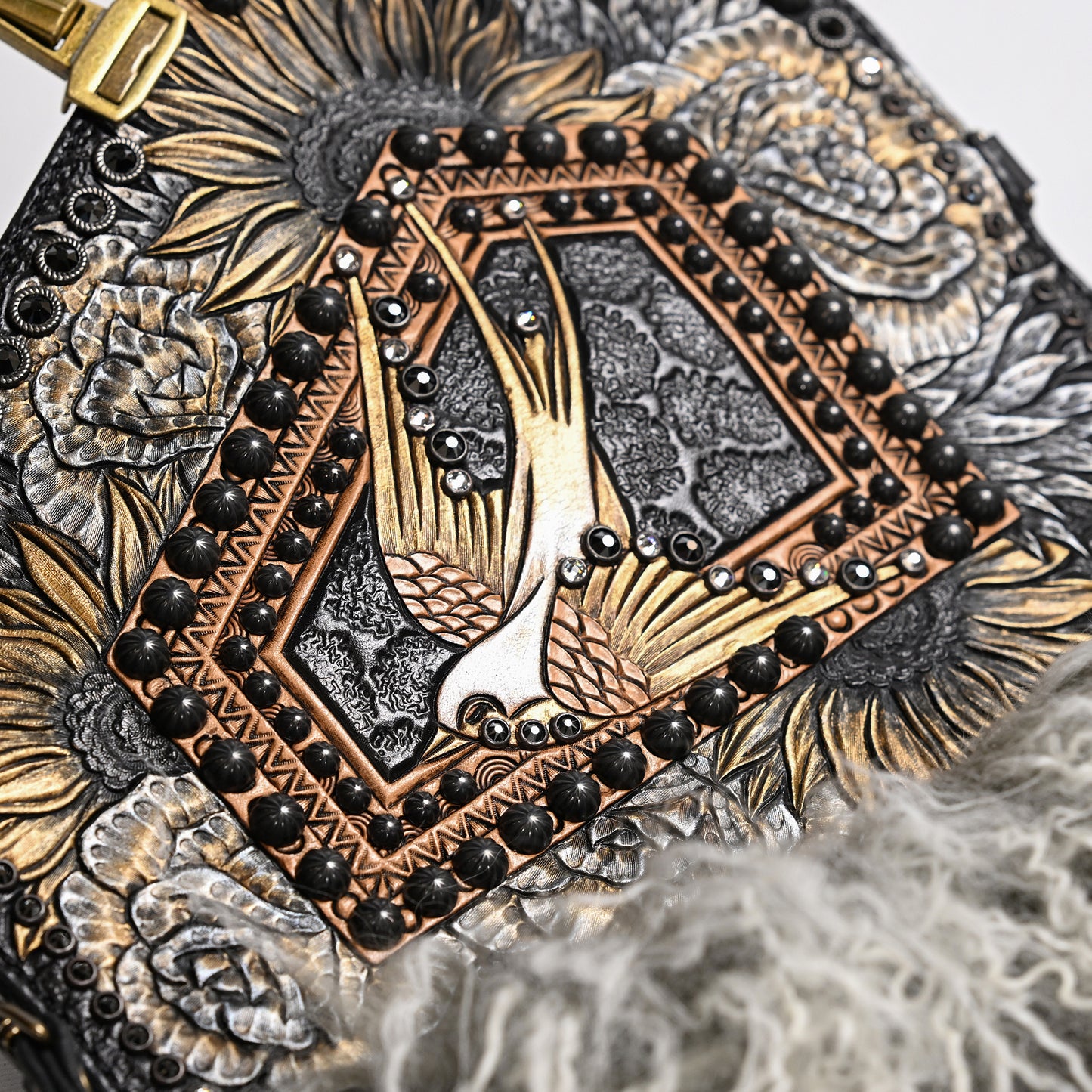 
                  
                    Nola Clutch #1494
                  
                