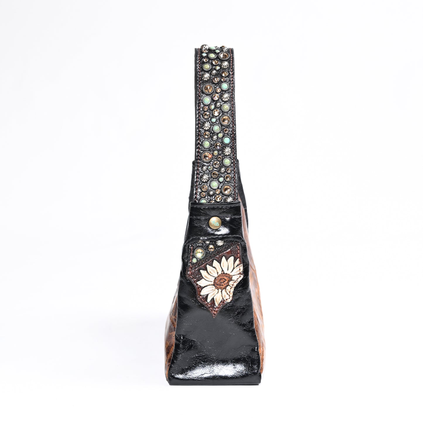 
                  
                    Criobella Bag - Look #11
                  
                