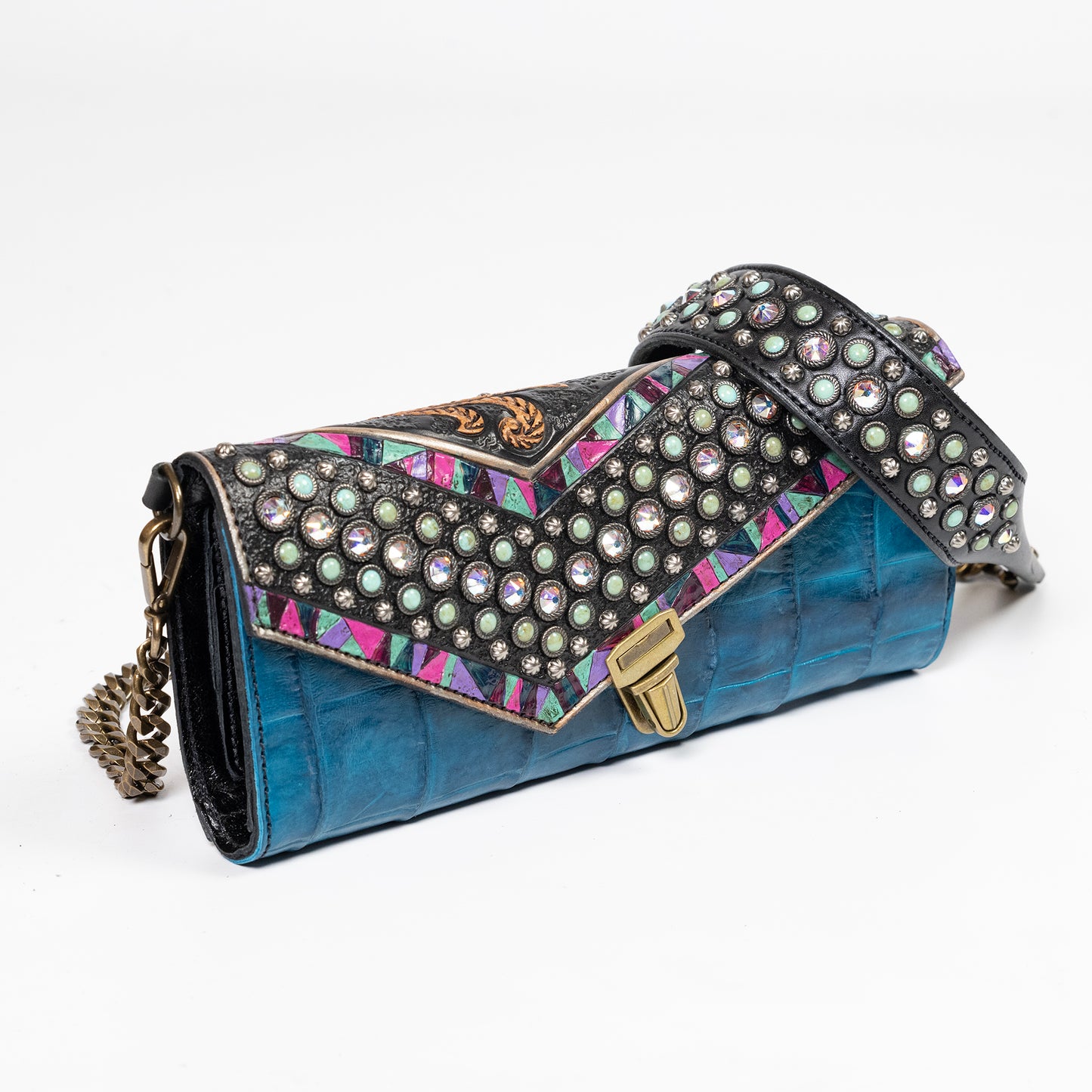
                  
                    Nola Clutch 1587
                  
                