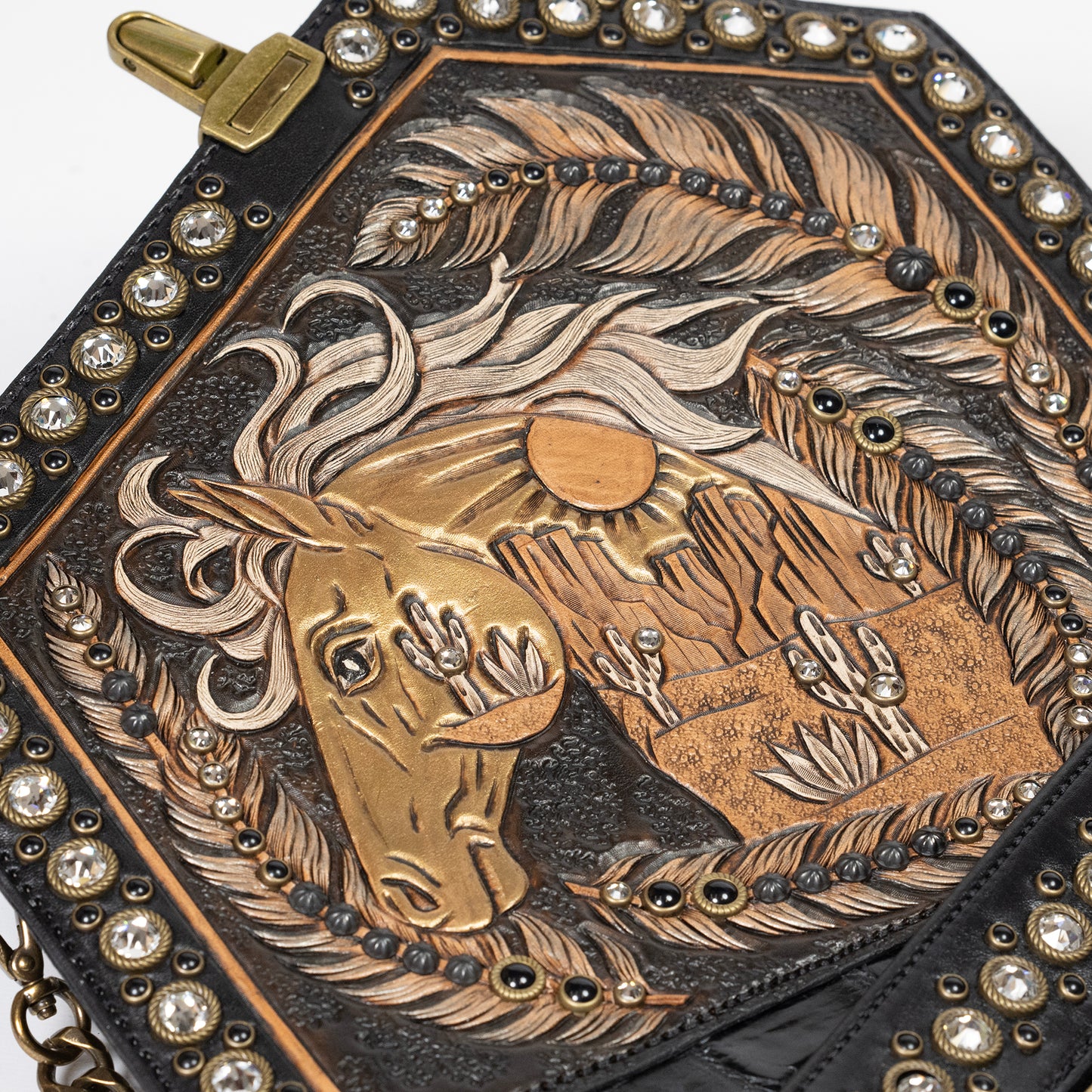 
                  
                    Nola Clutch 1583
                  
                