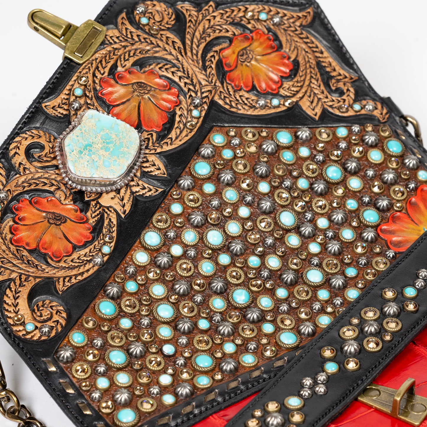 
                  
                    Nola Clutch 1592
                  
                