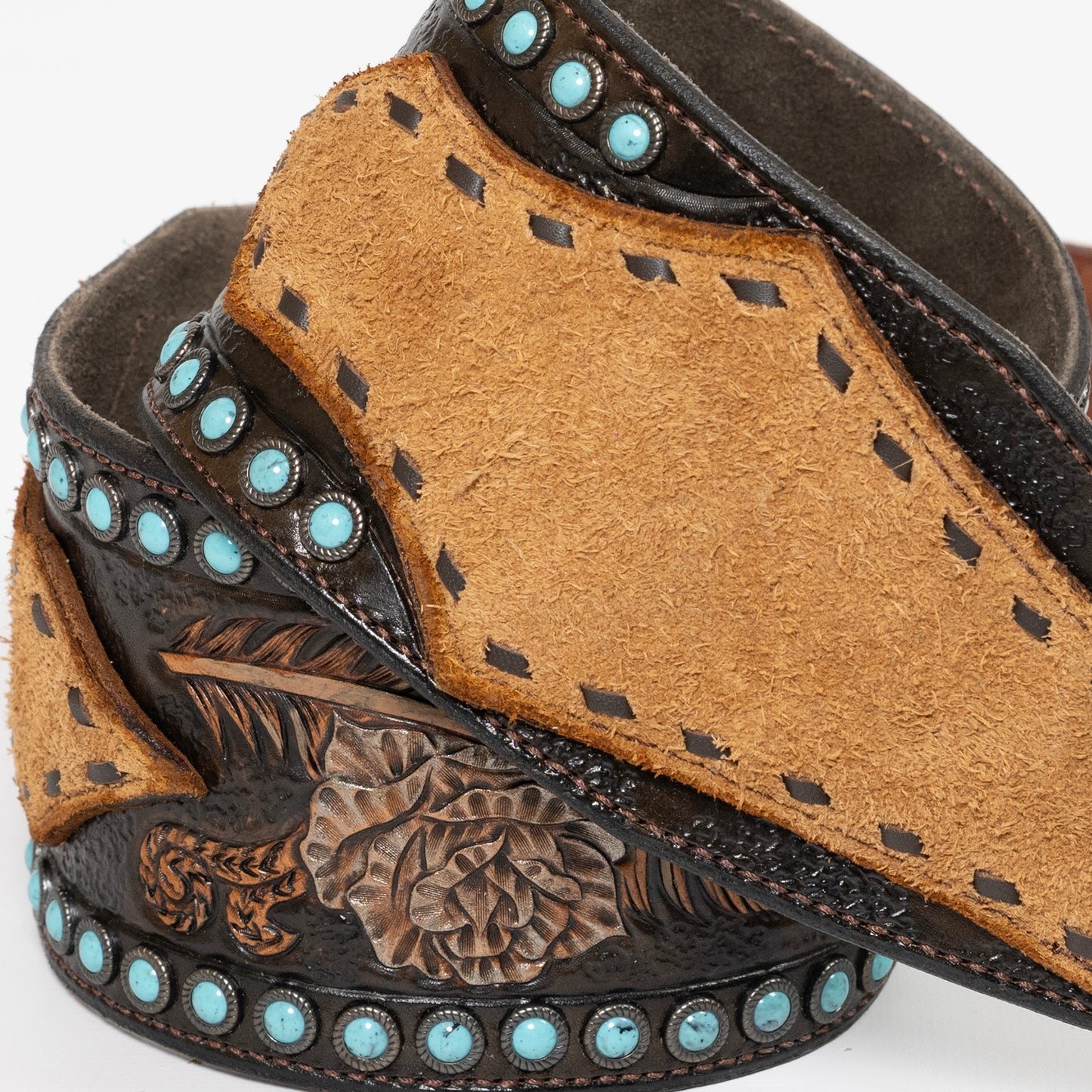 
                  
                    Heritage Cinch Belt - Look 17
                  
                