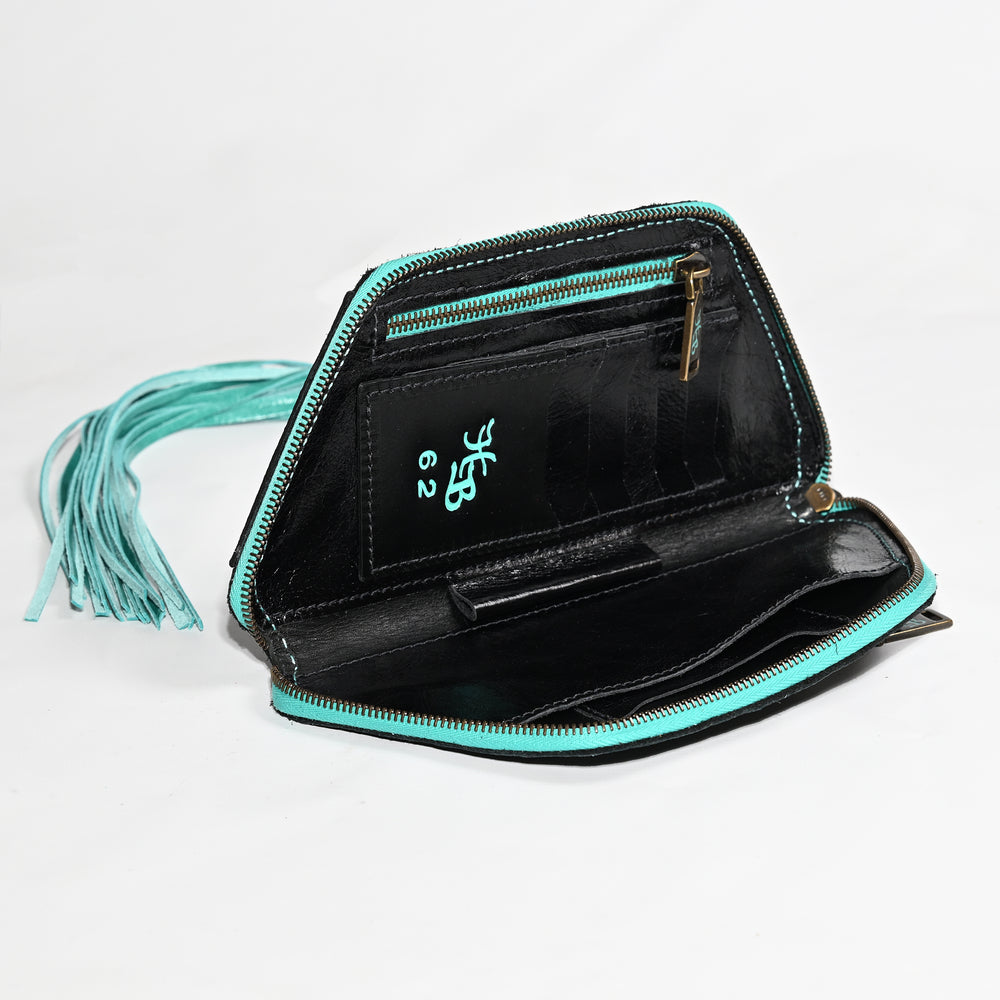 
                  
                    Appicci Clutch #62
                  
                