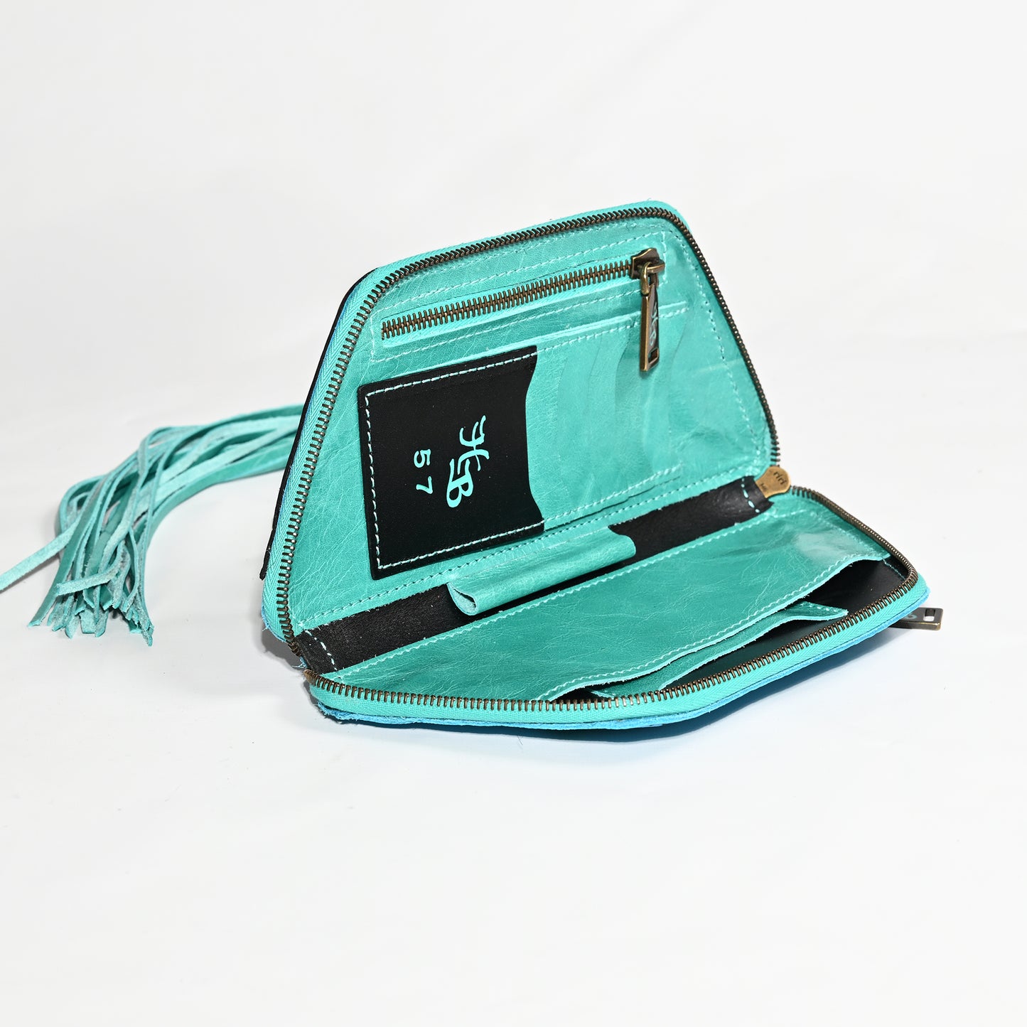 
                  
                    Appicci Clutch #57
                  
                