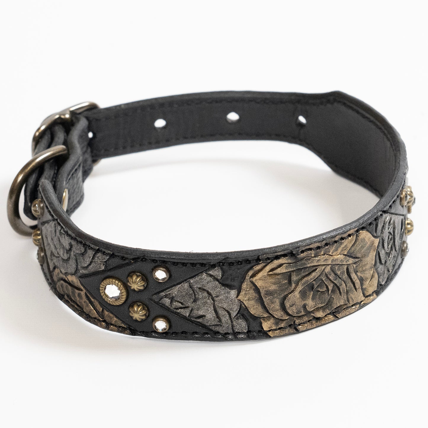 
                  
                    "Wynona" - Dog Collar
                  
                