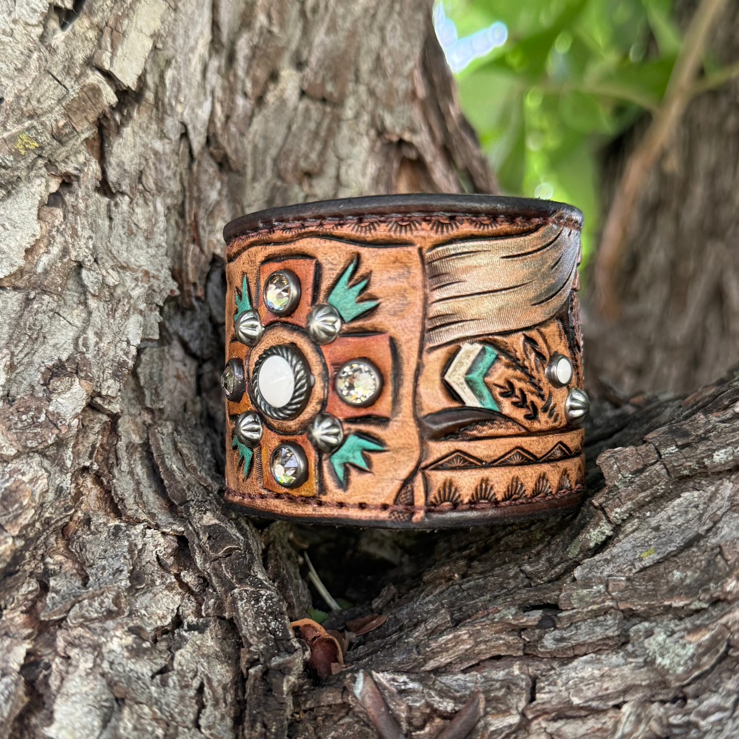 
                  
                    Cuff
                  
                