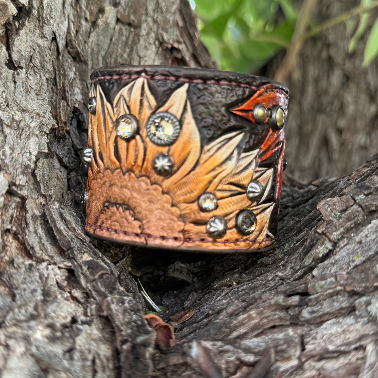 
                  
                    Cuff
                  
                