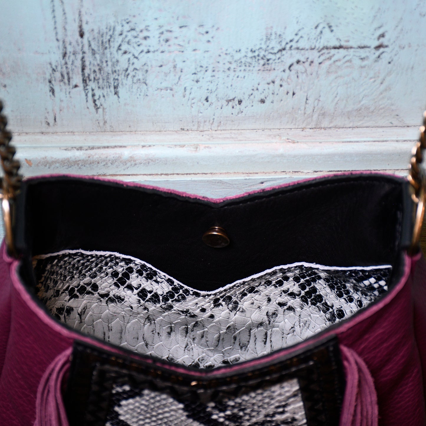 
                  
                    Lyrik Bag #83
                  
                