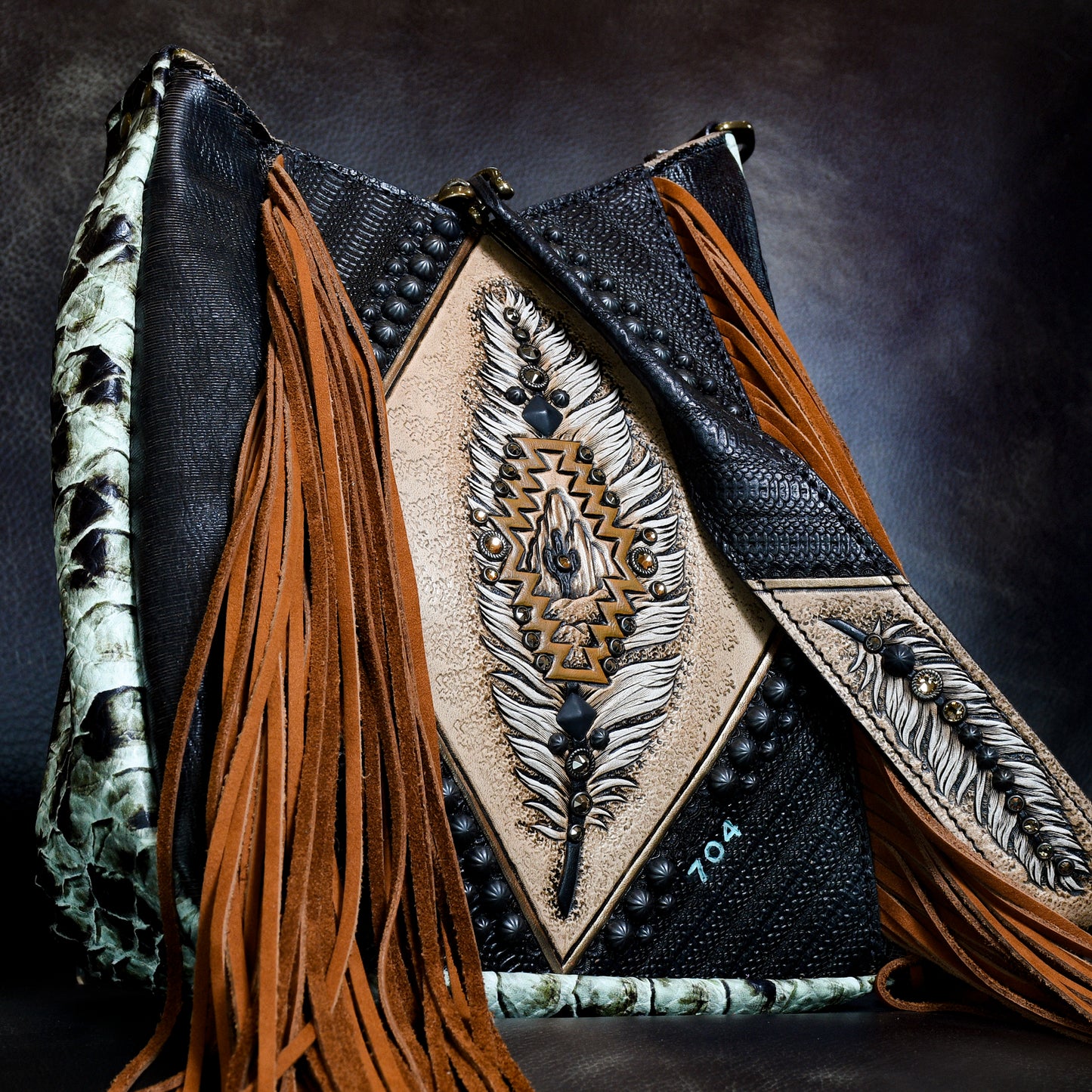 
                  
                    Lyrik Bag #704
                  
                