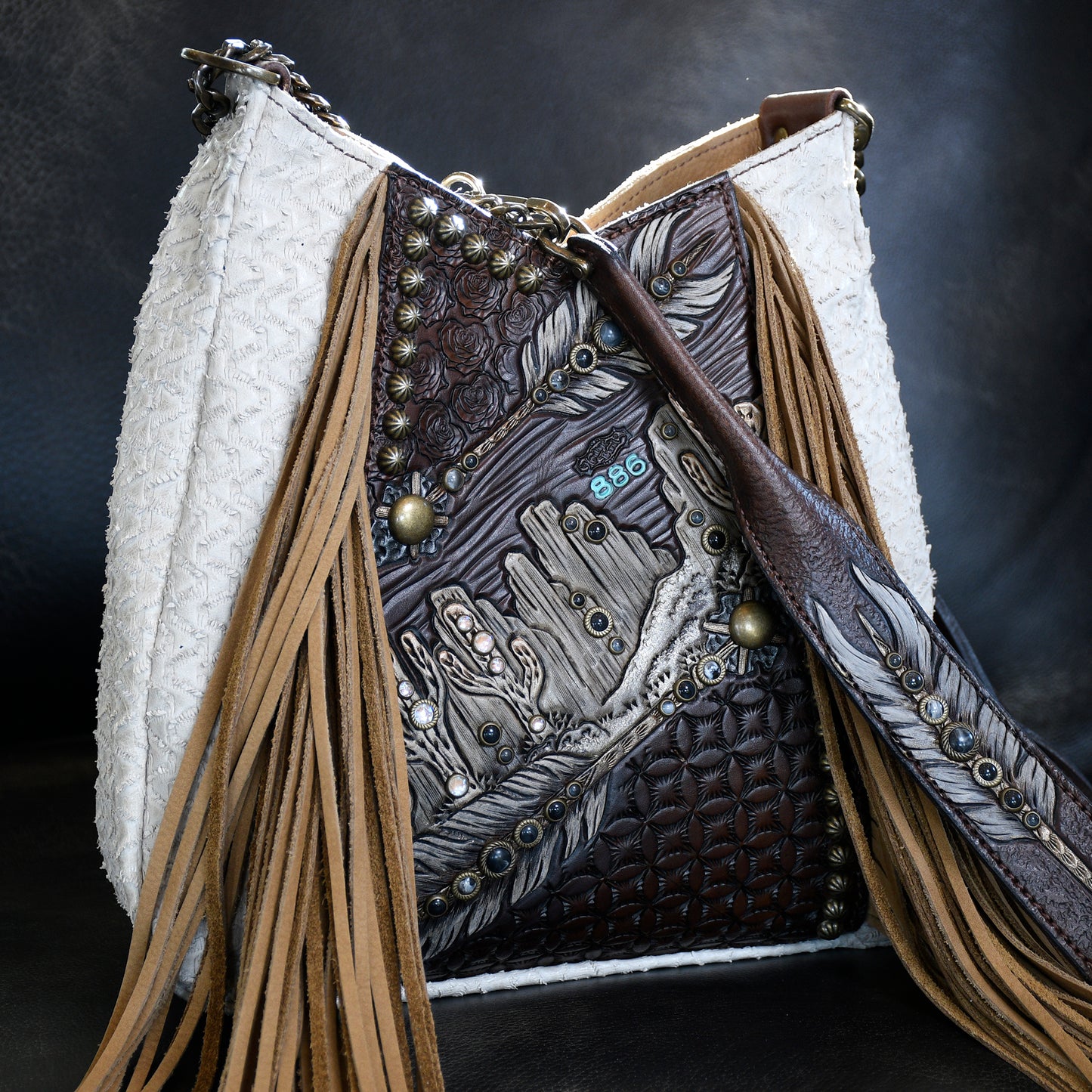 
                  
                    Lyrik Bag #886
                  
                