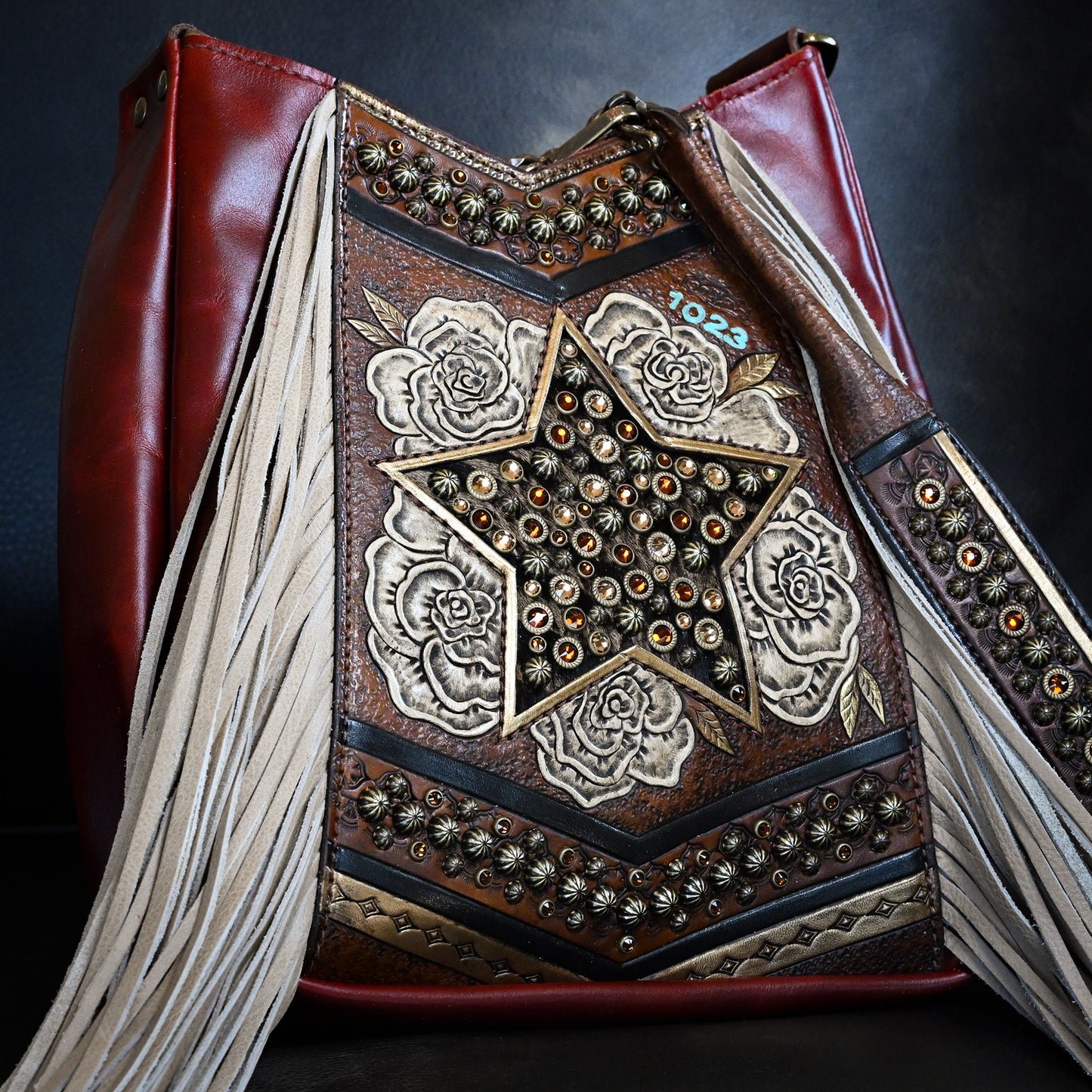 
                  
                    Lyrik Bag #1023
                  
                